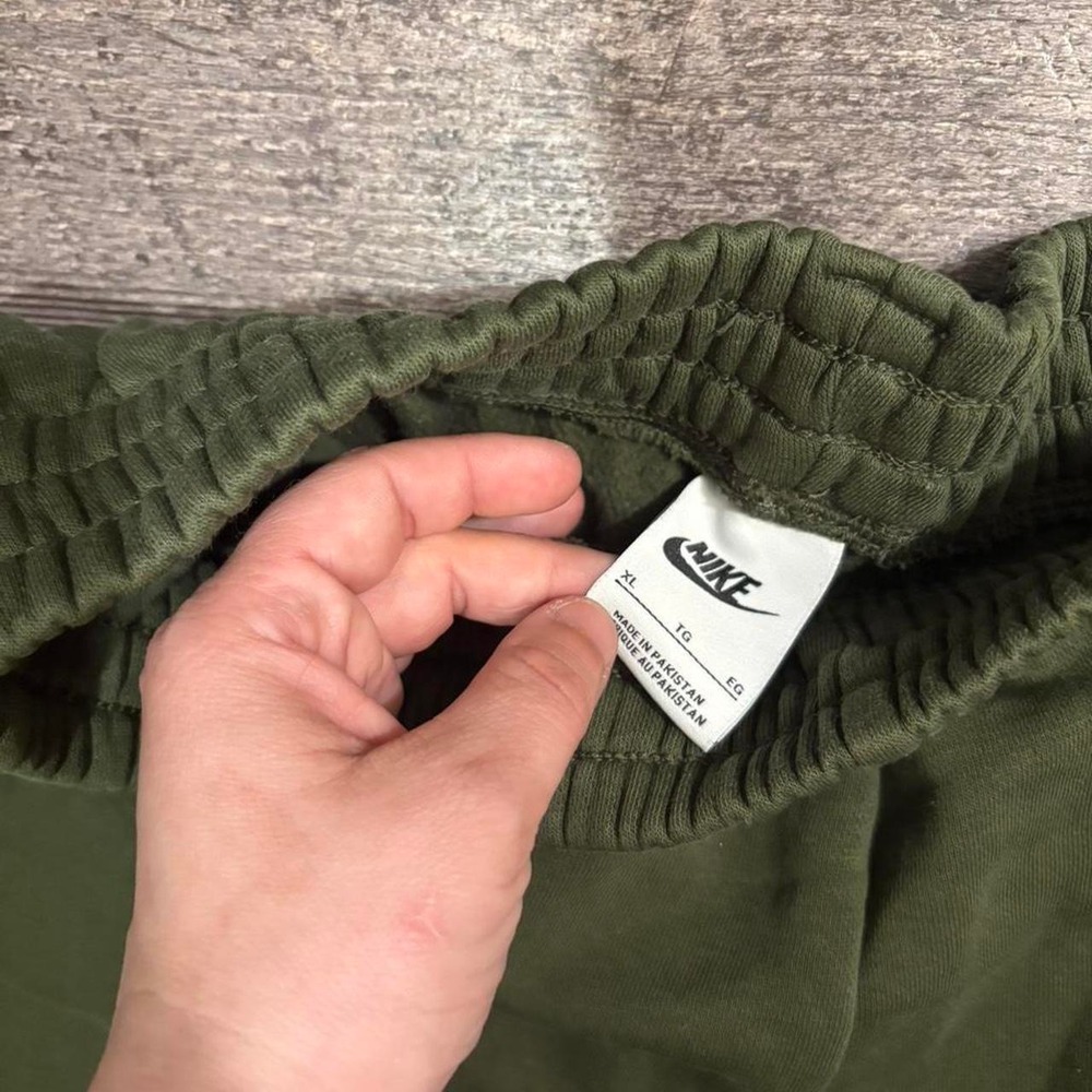 Nike Green Set Kids XL - Picture 3 of 4